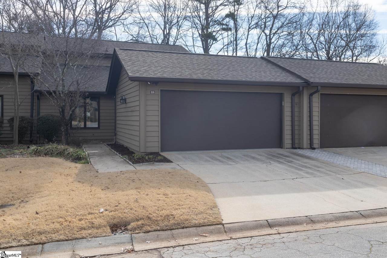 218 Goldfinch Circle - Photo 1