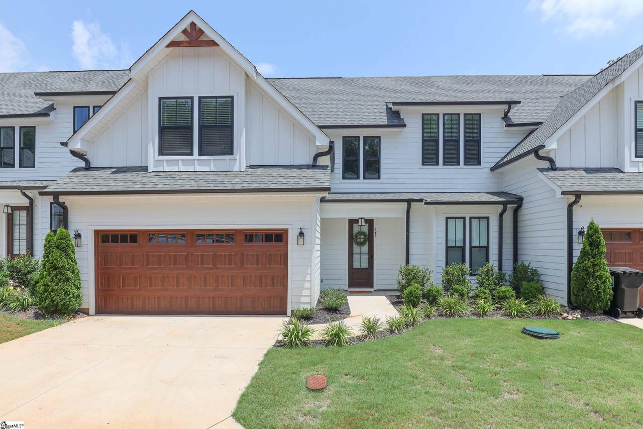 317 Breakwater Lane - Photo 1