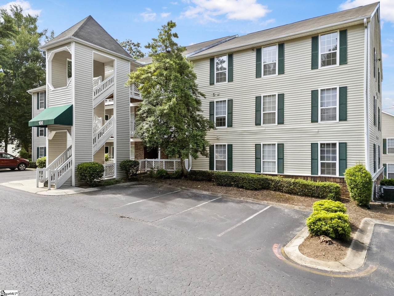 102 Calhoun Street - Photo 1