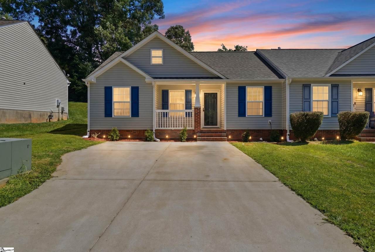 1378 Pampas Circle - Photo 1