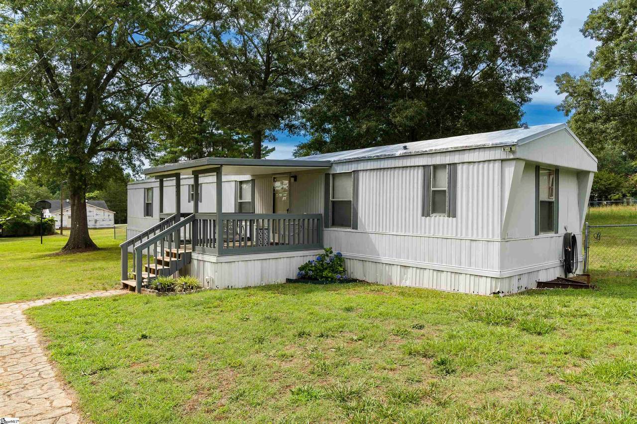 141 Dogwood Street - Photo 1