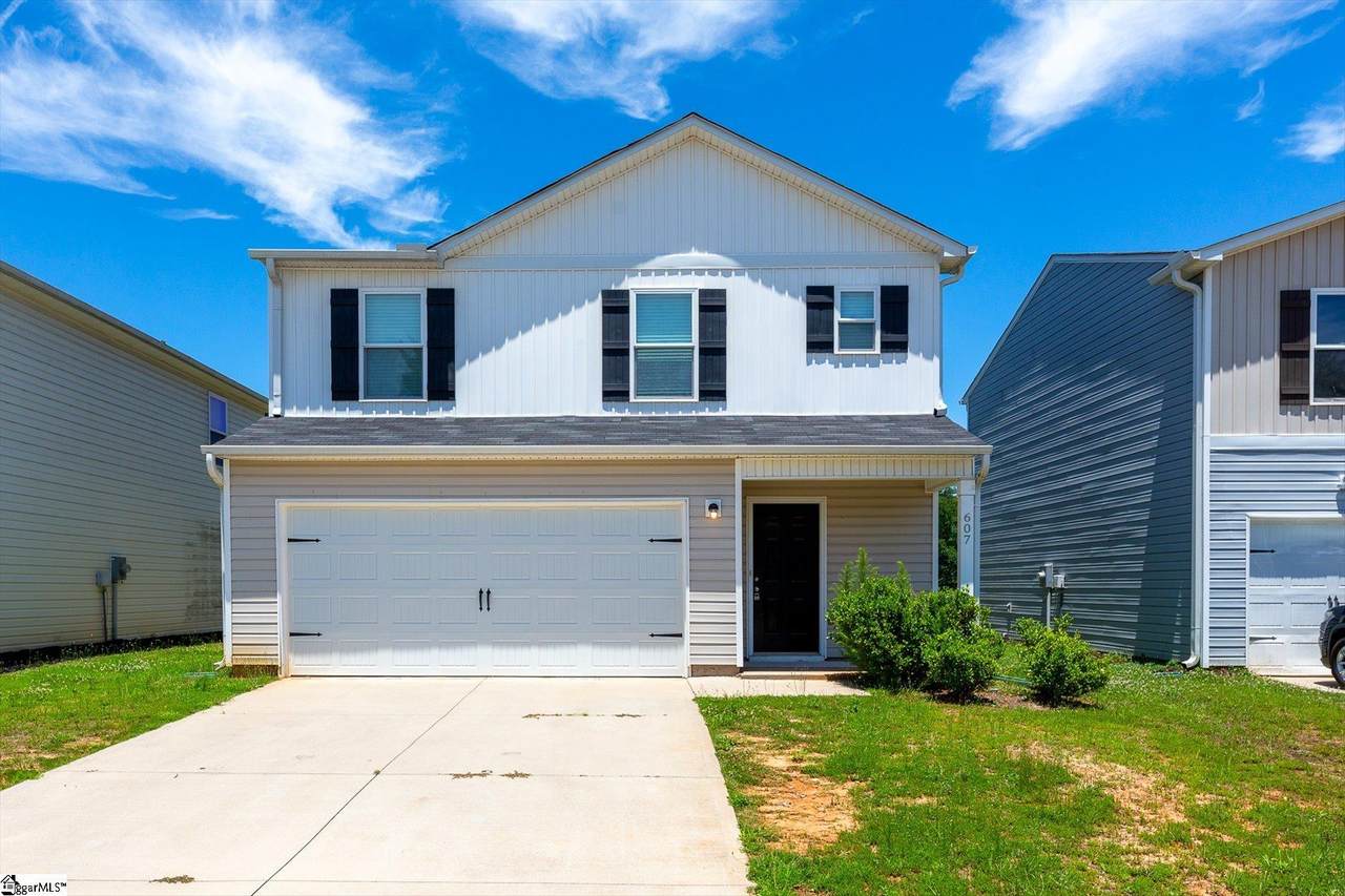 607 Farmstead Trail - Photo 1