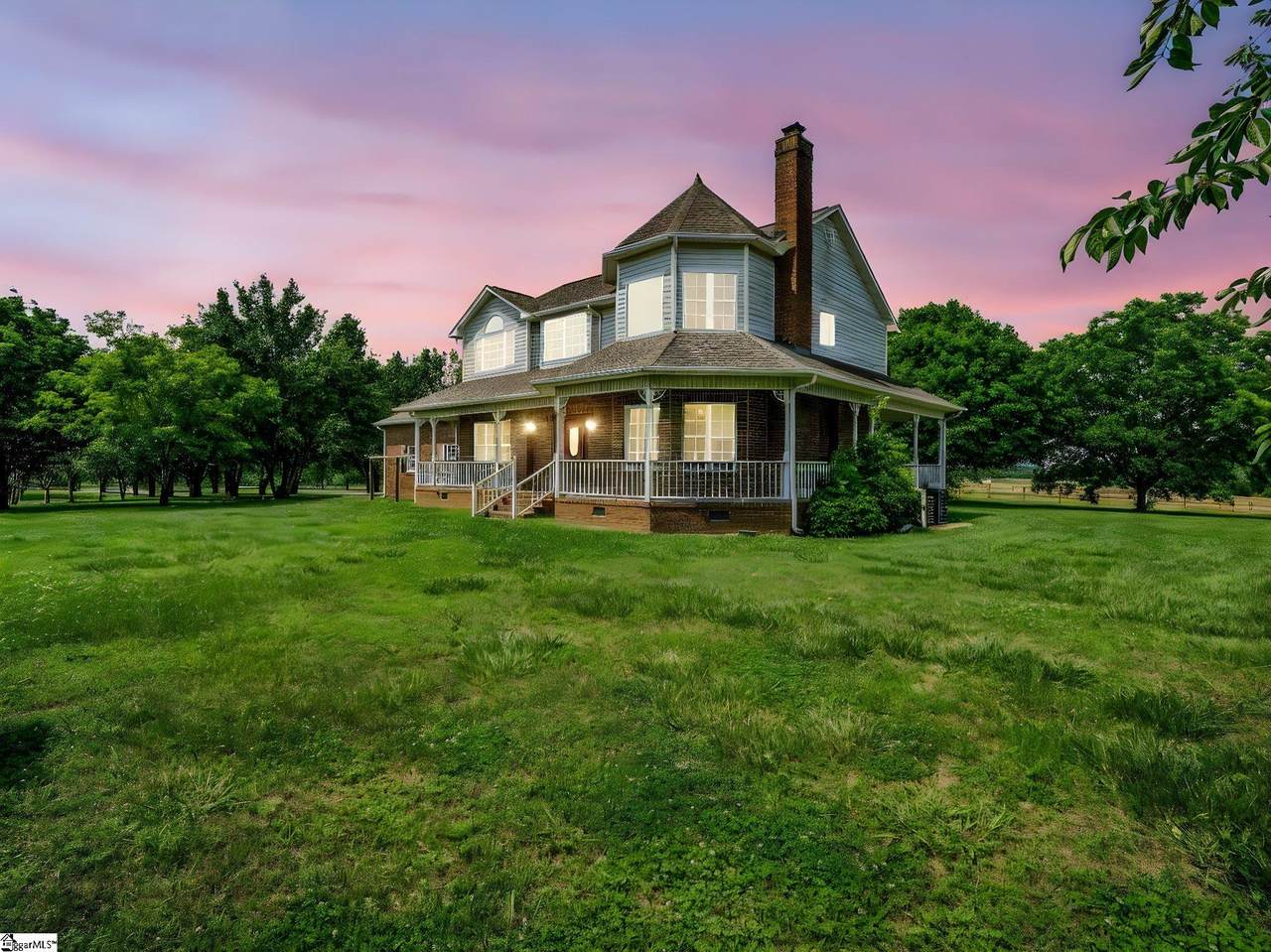 1550 Airport Road - Photo 1