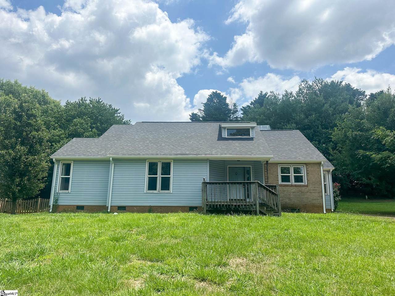 209 S Chancelor Drive - Photo 1