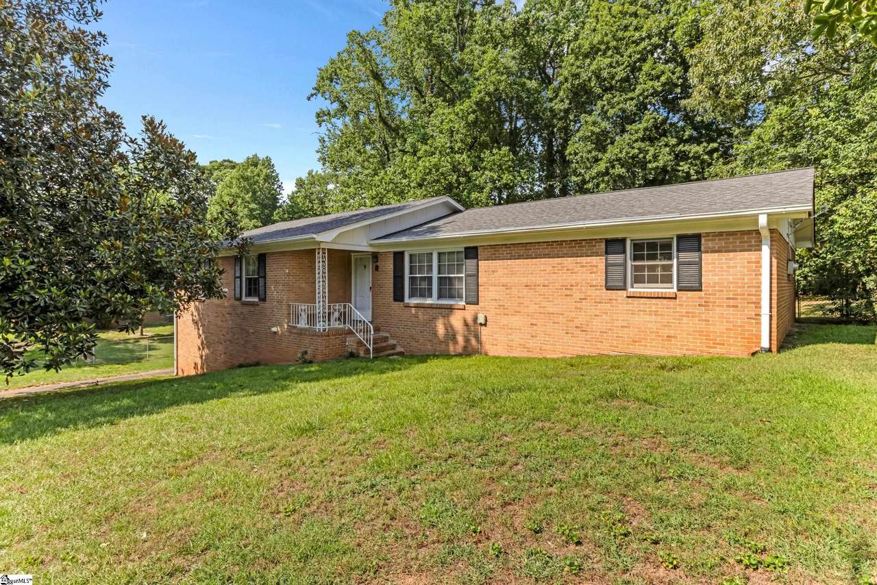 8 Dickens Lane - Photo 1