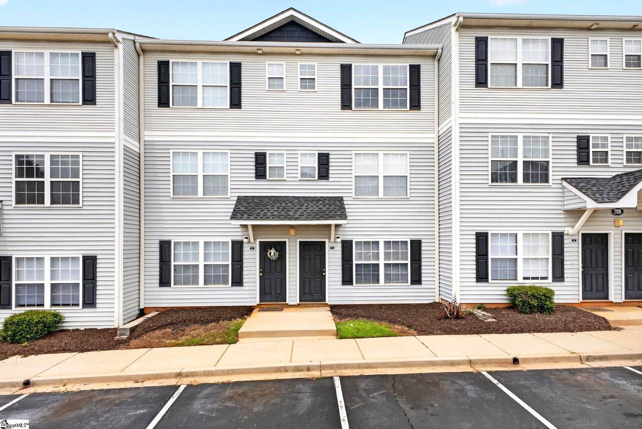 206F Campus Drive - Photo 1