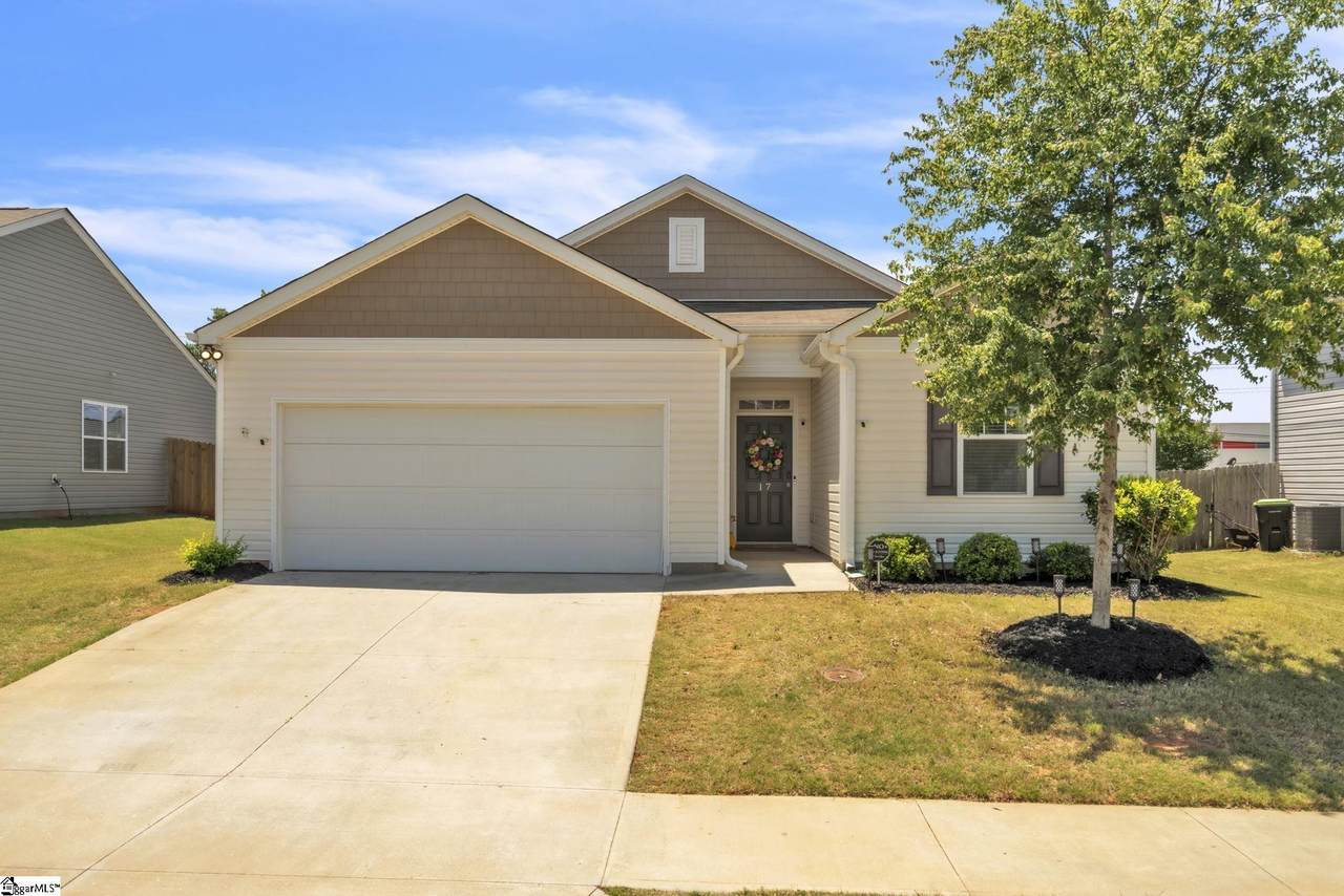 17 Crestwood Pines Trail - Photo 1