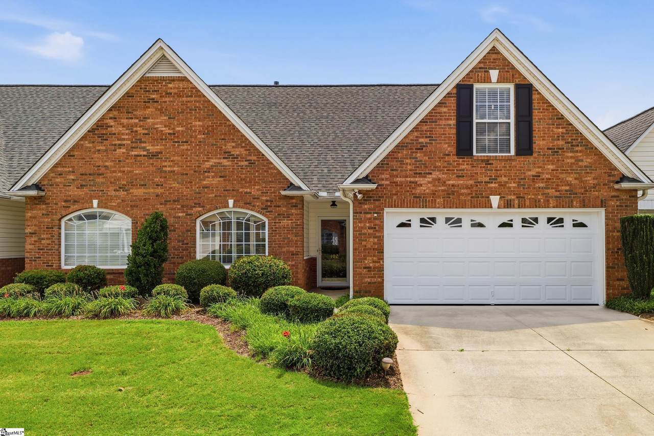 102 High Crest Court - Photo 1