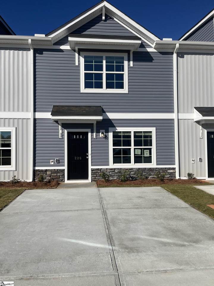 406 Speyside Lane - Photo 1
