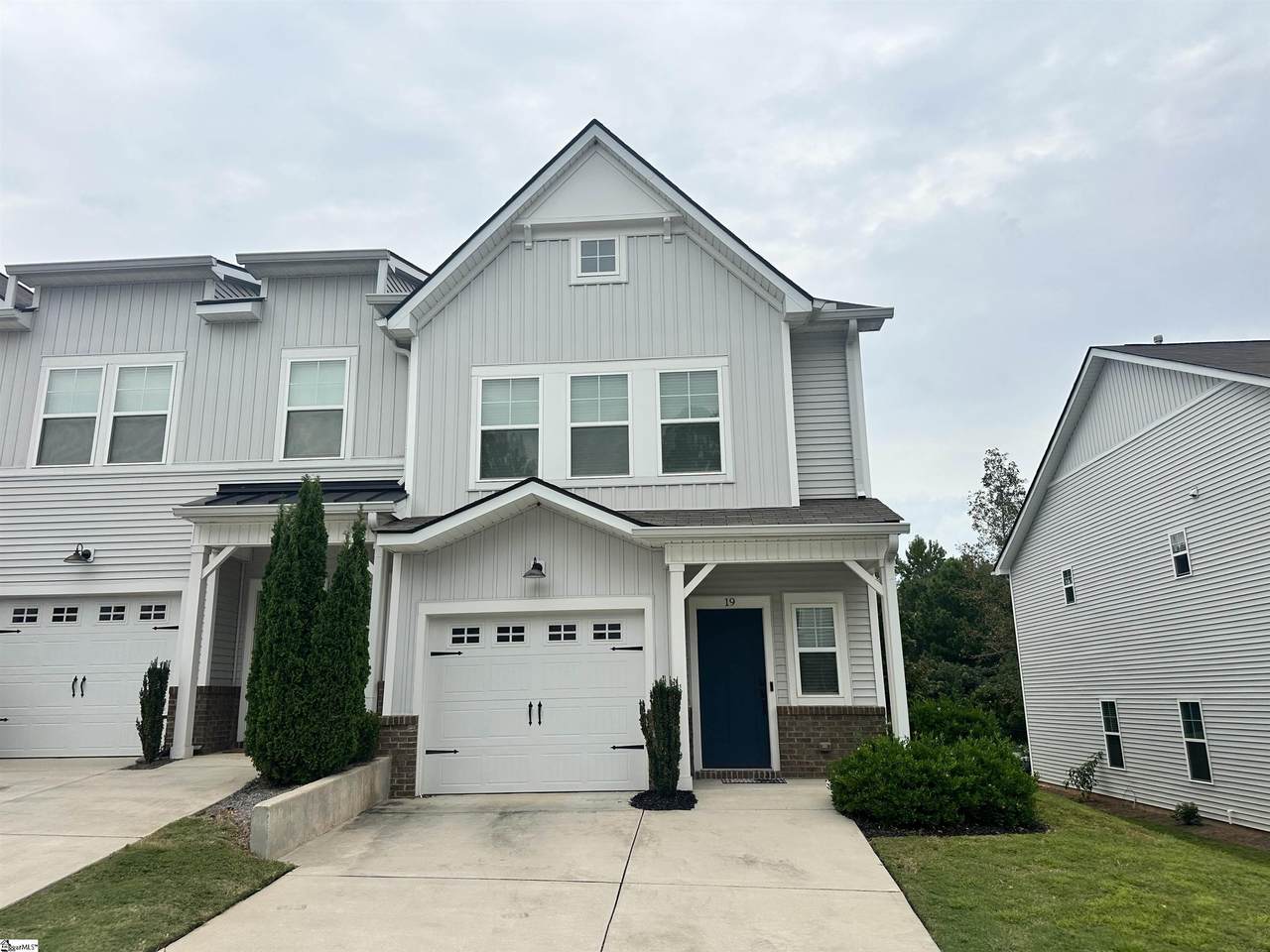 19 Jaycee Court - Photo 1