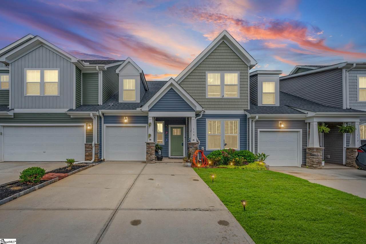 114 Pine Hollow Place - Photo 1