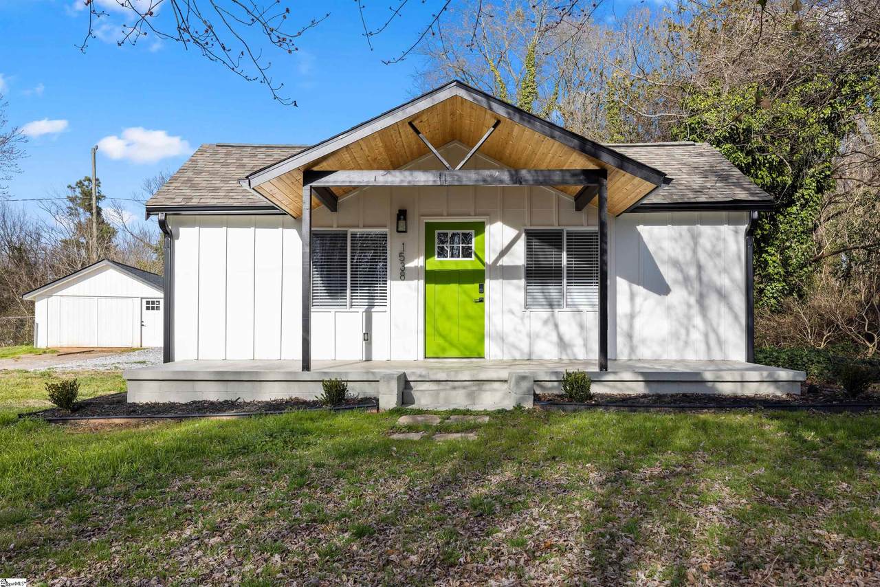 1538 Farley Avenue - Photo 1
