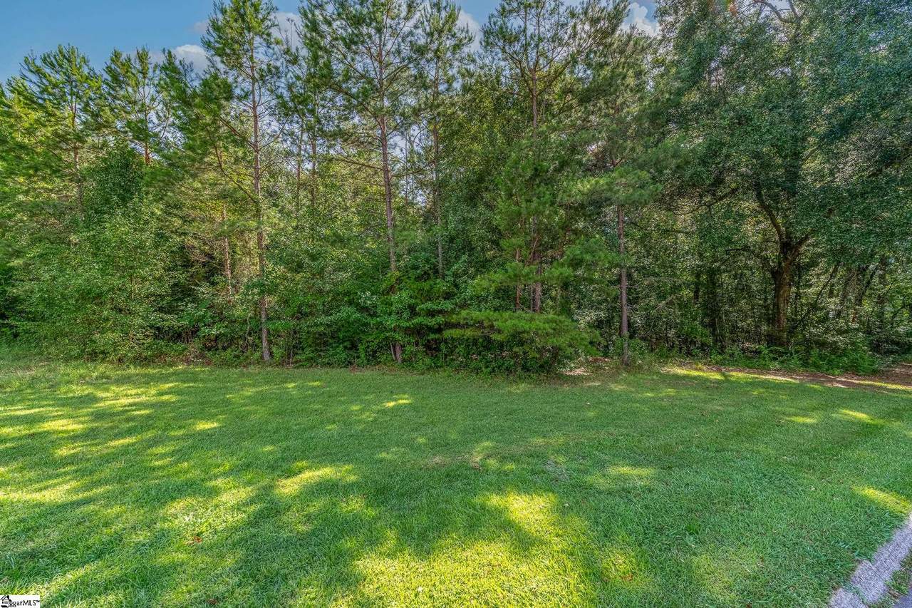 105 Jameson Drive - Photo 1