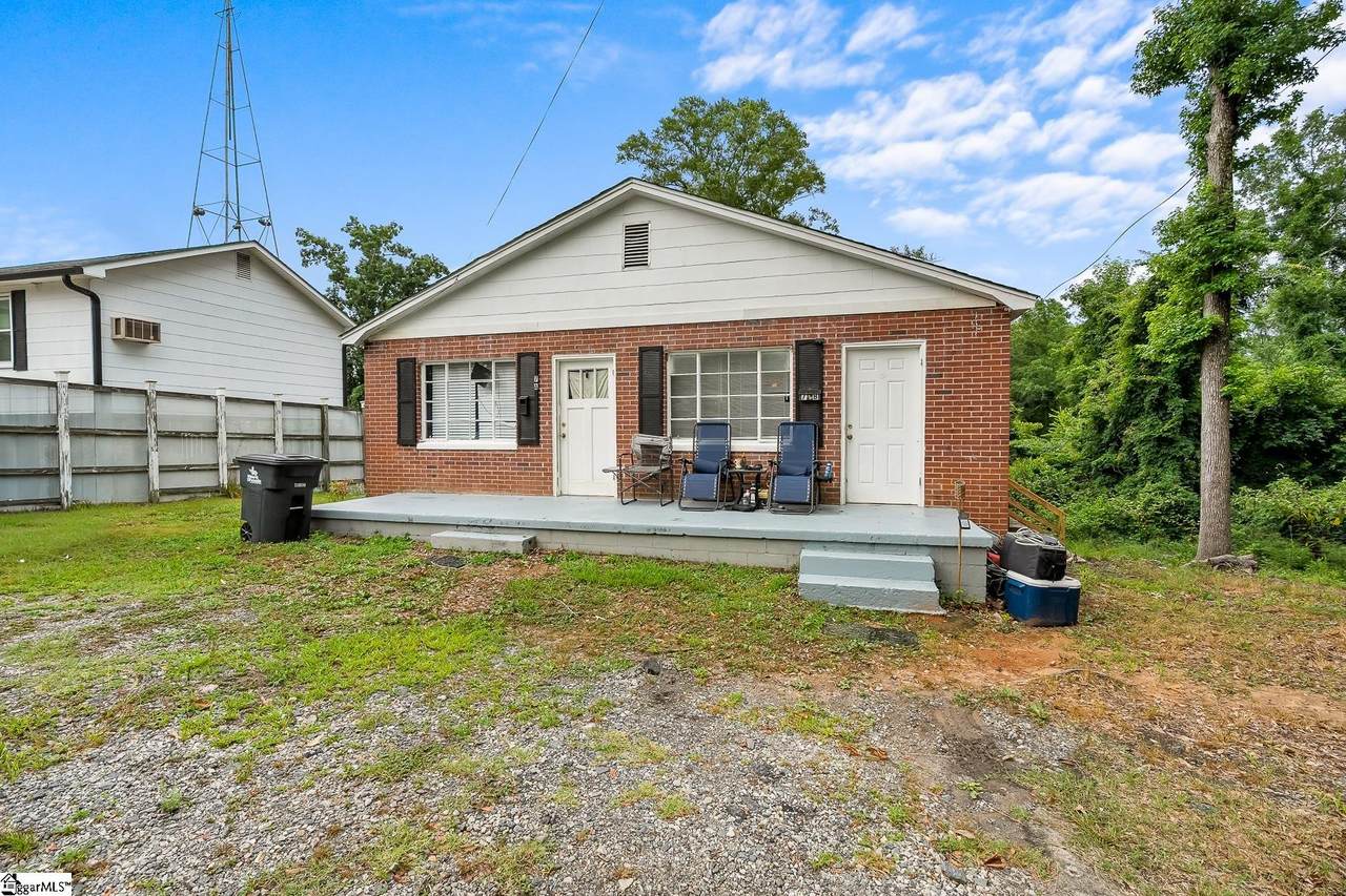 7 Edgewood Drive - Photo 1