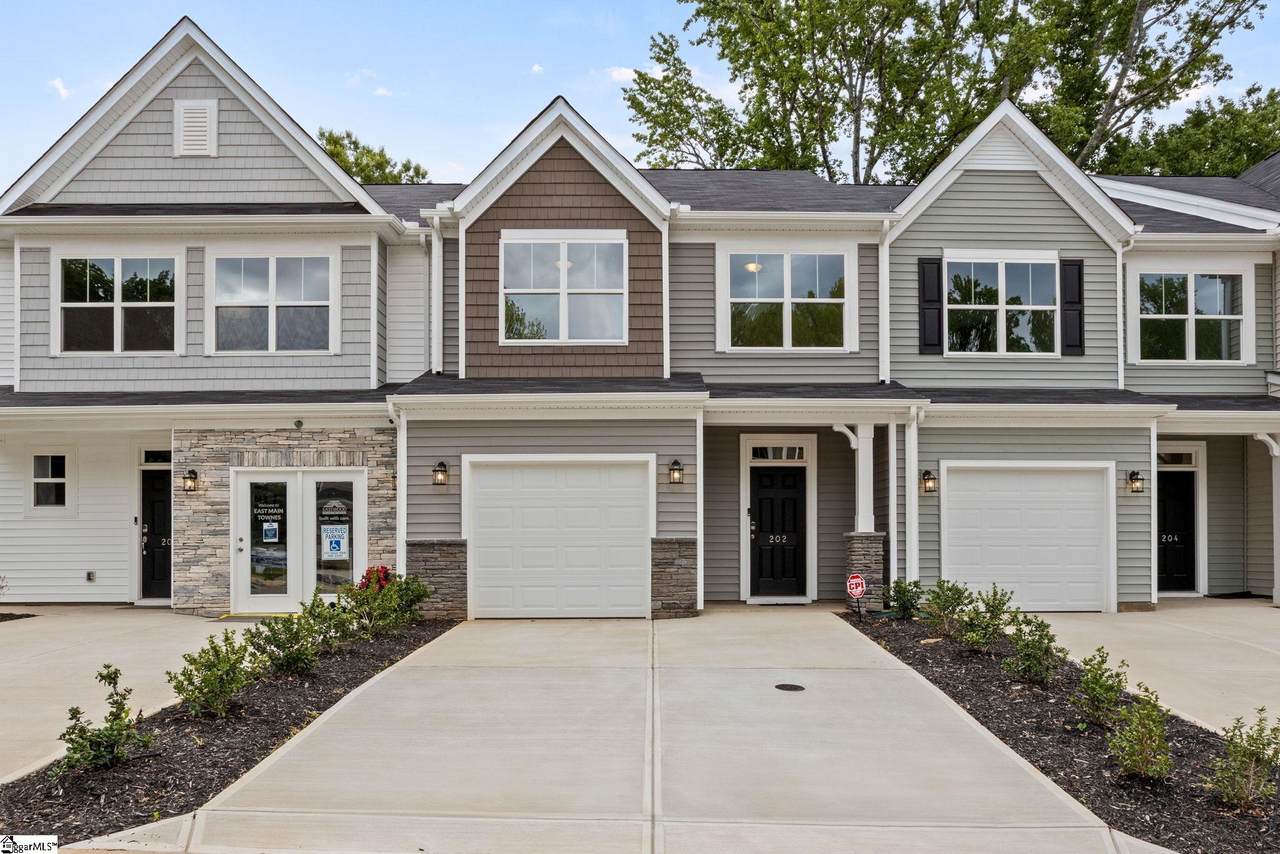 202 Spartina Court - Photo 1