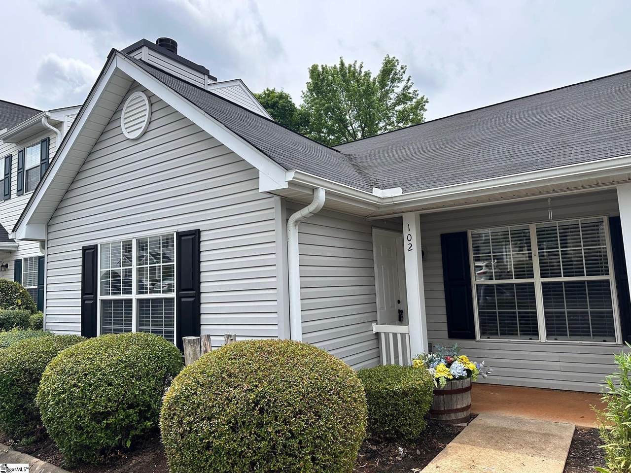 102 Hammett Grove Lane - Photo 1