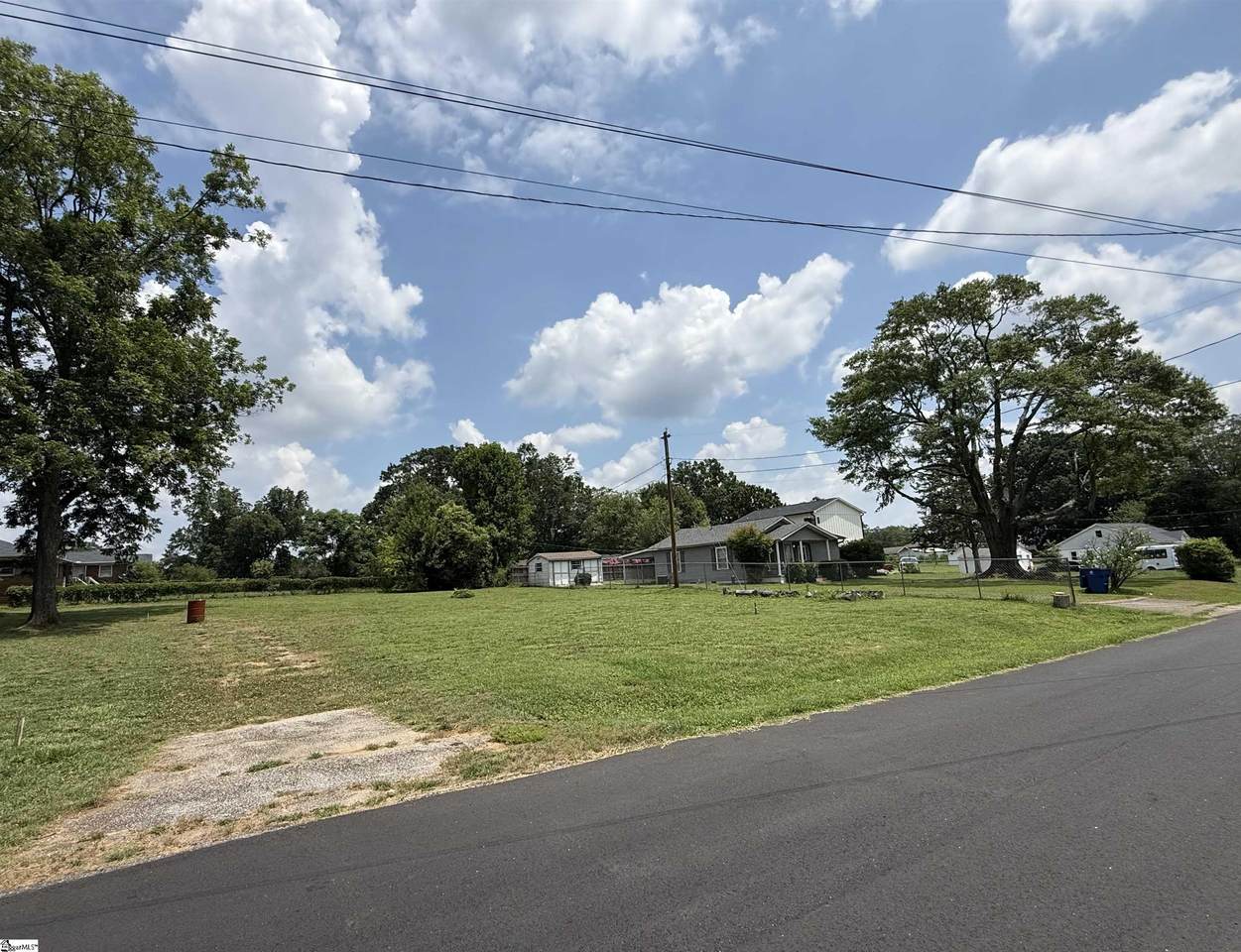 211 Pine Street - Photo 1