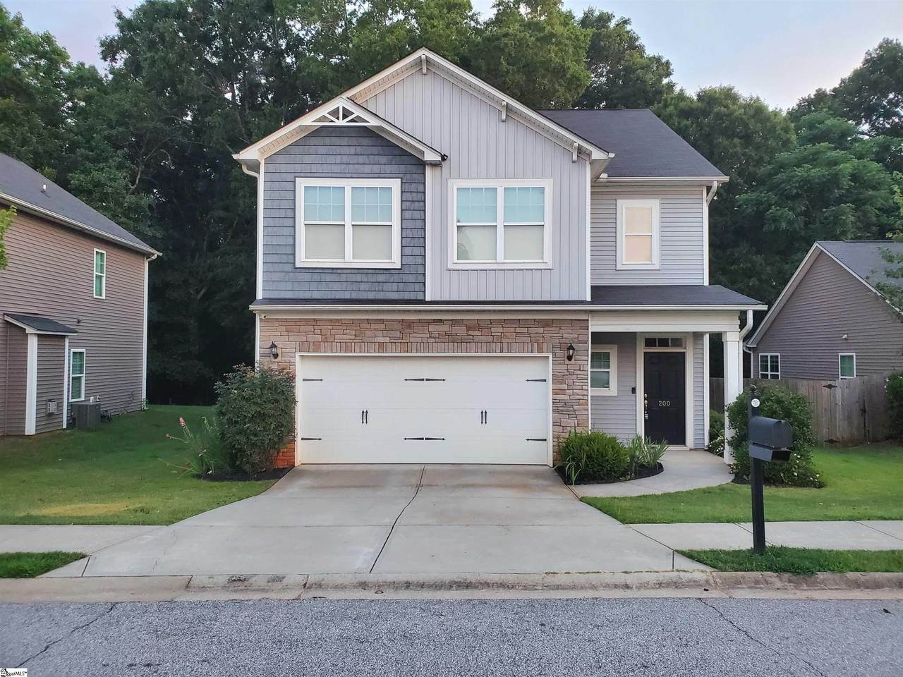 200 Rivers Edge Circle - Photo 1