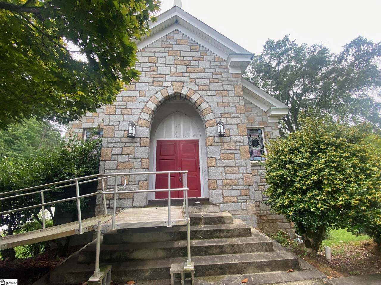 413 Farley Avenue - Photo 1