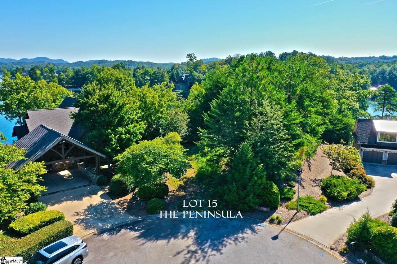 120 Vaughn Court - Photo 1