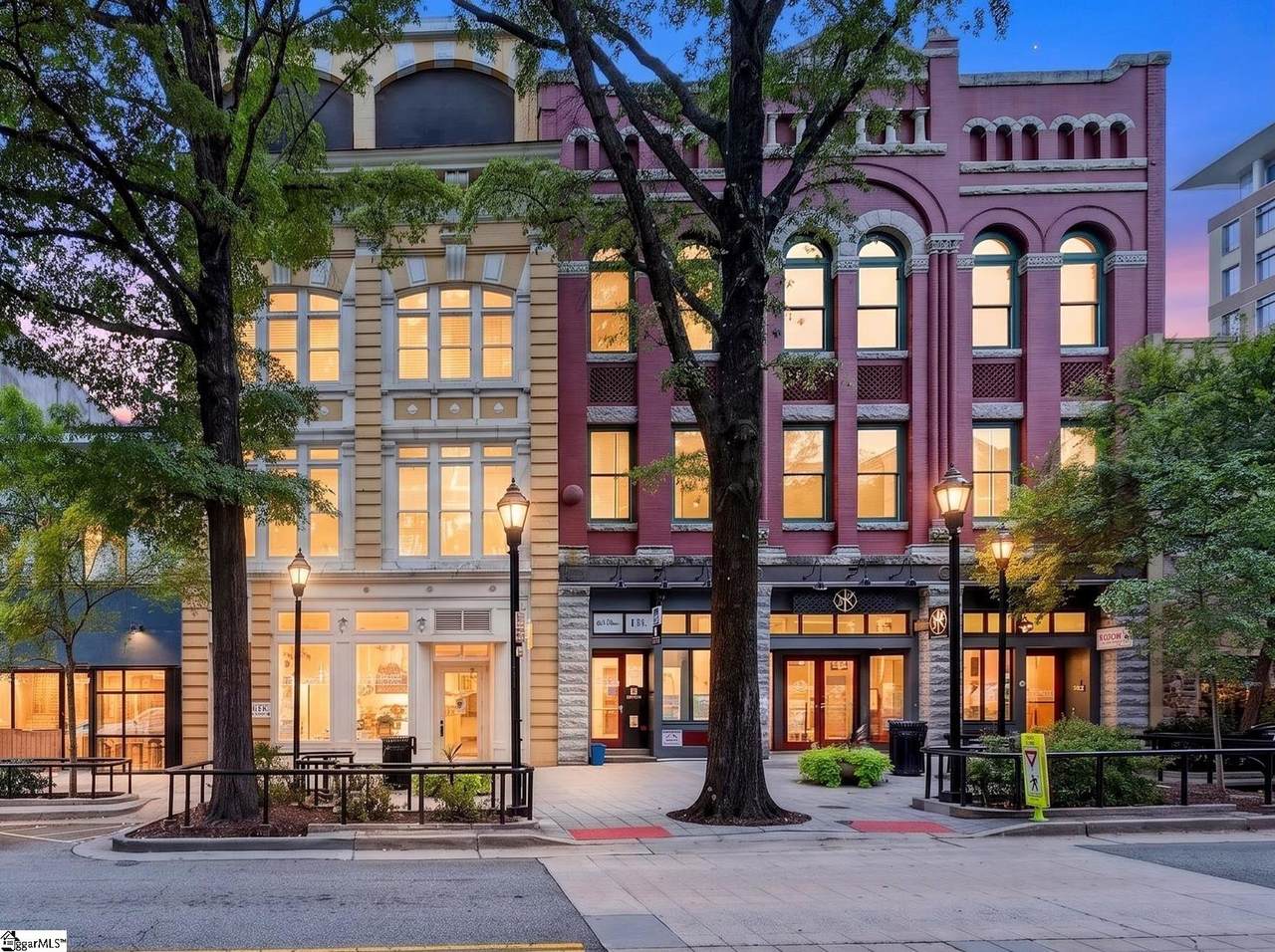 18 Main Street - Photo 1