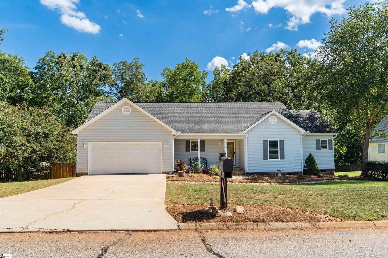 113 Brooke Lee Circle - Photo 1