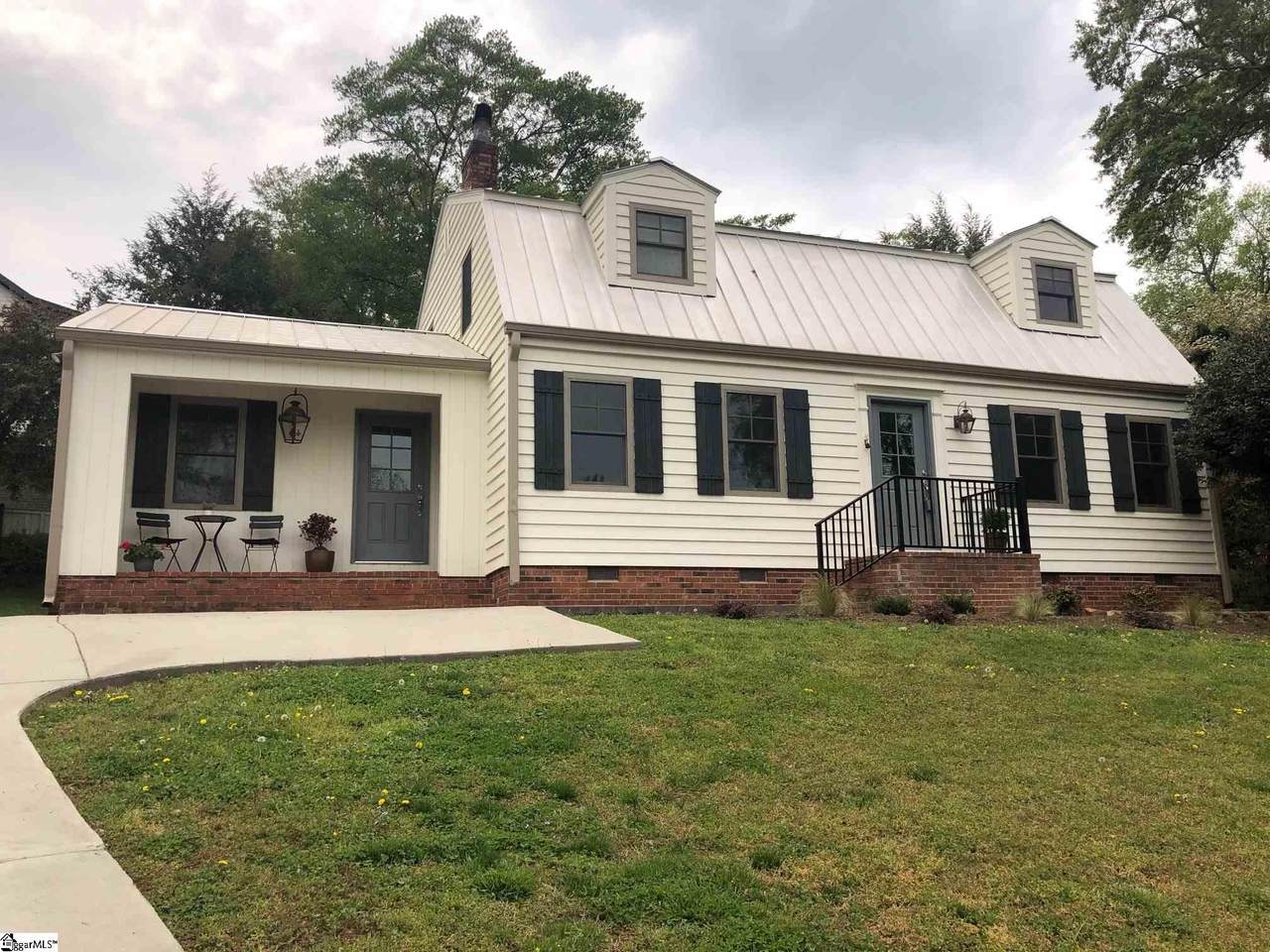 348 Pine Forest Drive Extension - Photo 1