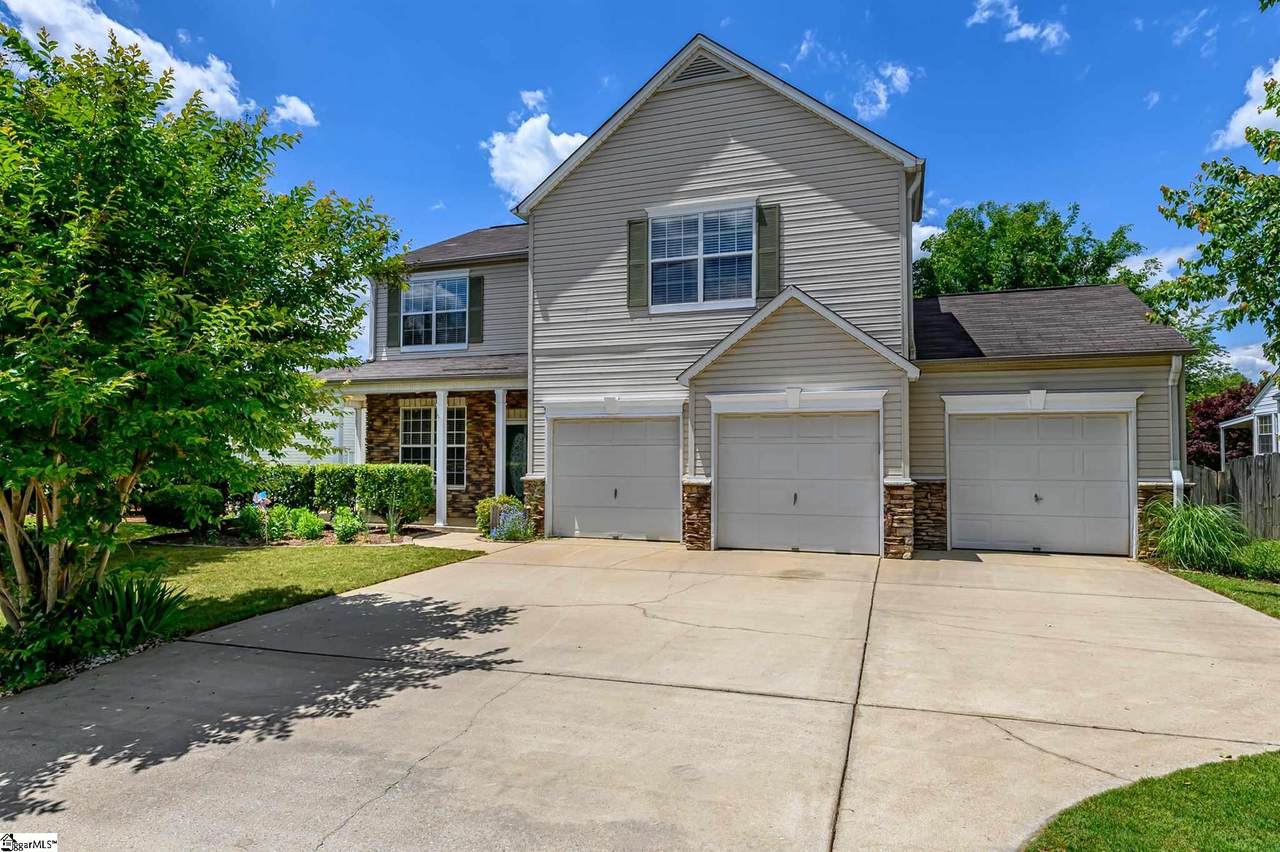 104 Revis Creek Court - Photo 1