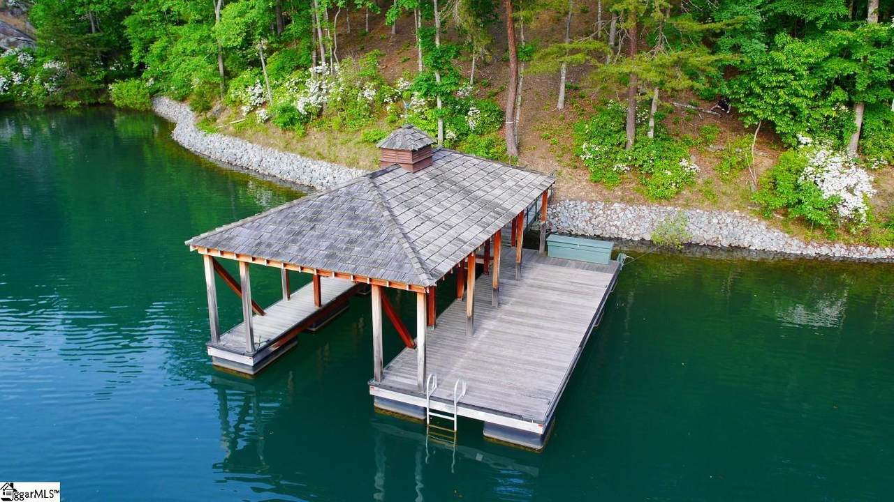 426 Point Boulevard - Photo 1