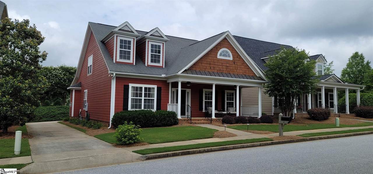 4 Moss Wood Circle - Photo 1