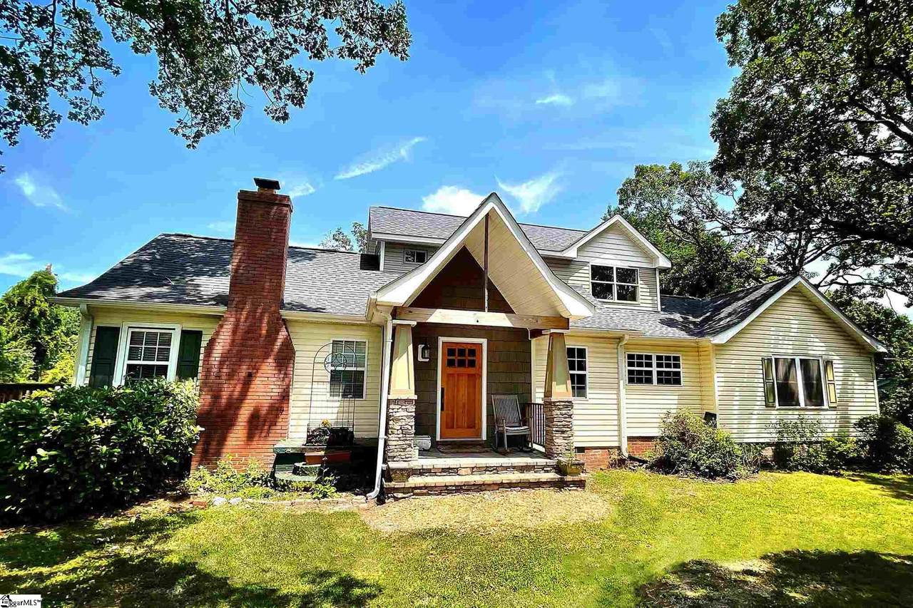 210 Meridian Avenue - Photo 1