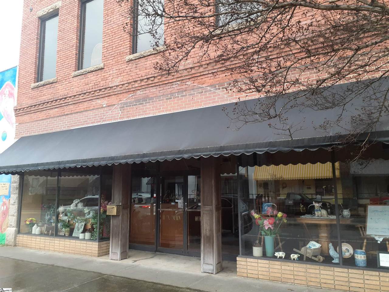 11 Main Street - Photo 1