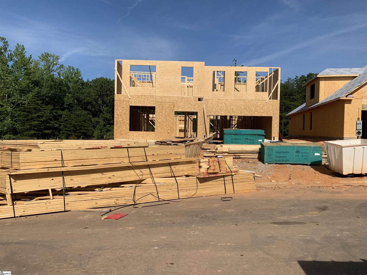 112 Woods Cross Drive - Photo 1