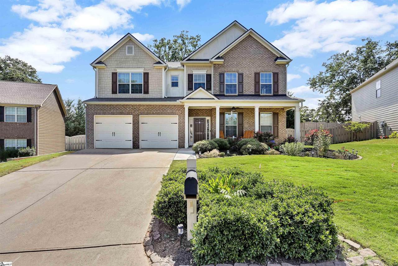 216 Silver Hawk Drive - Photo 1