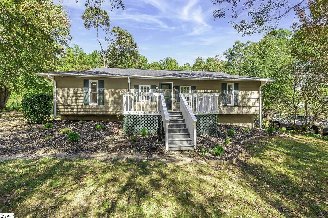109 Shallowford Road - Photo 1