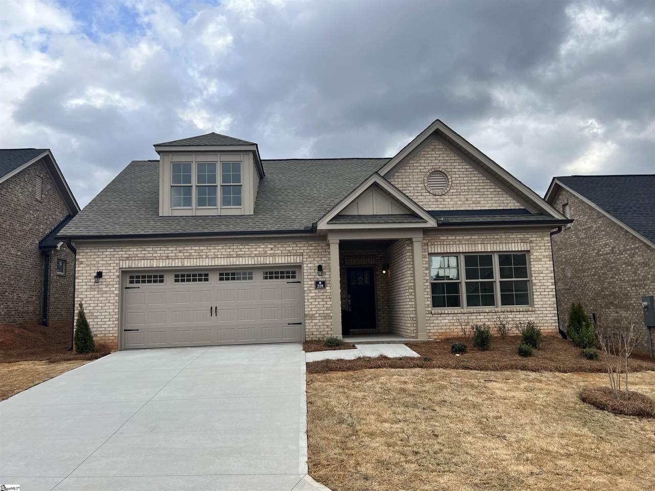 229 Courtyard Court - Photo 1