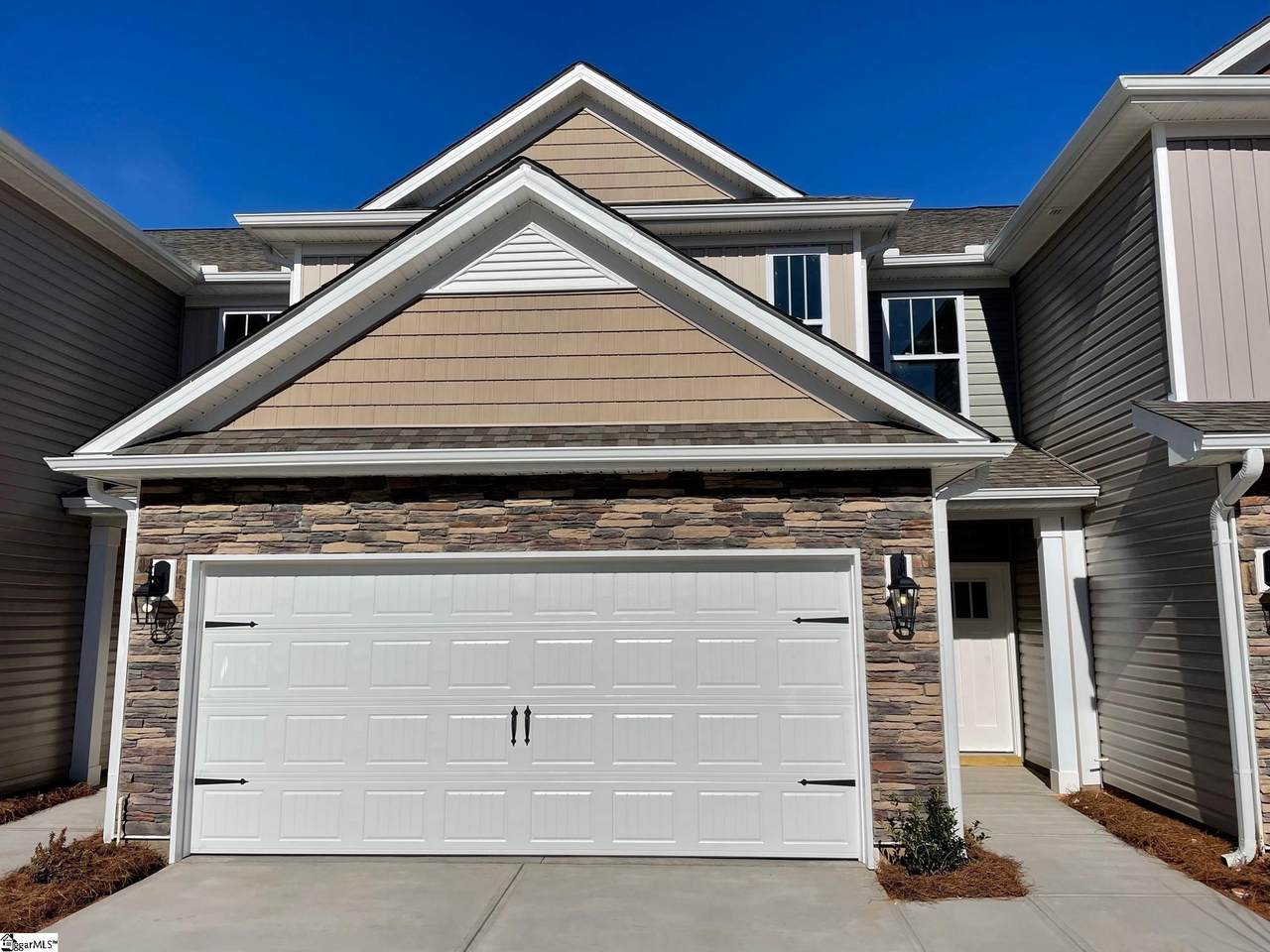 214 Reynard Trail - Photo 1