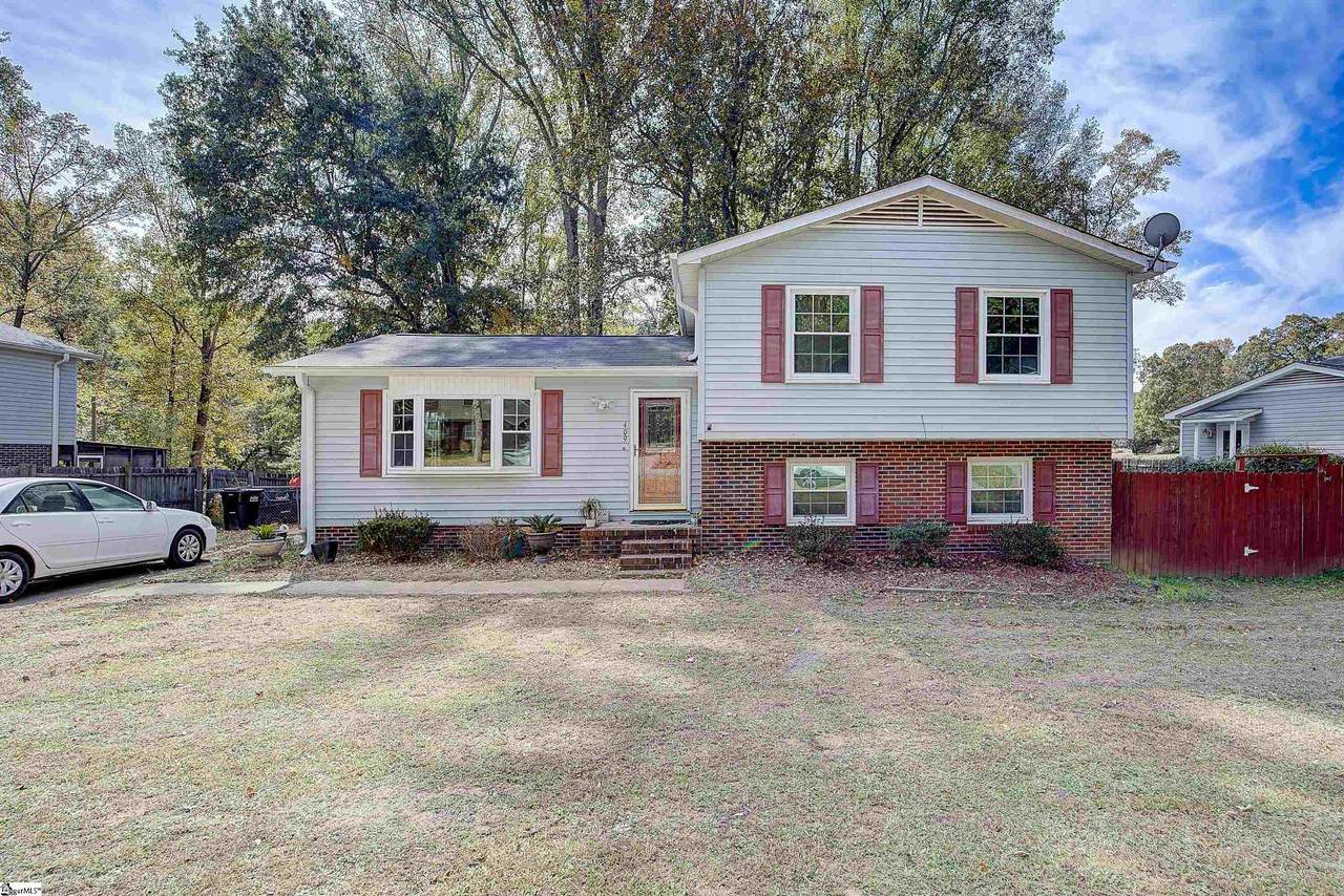 409 Tebblewood Drive - Photo 1