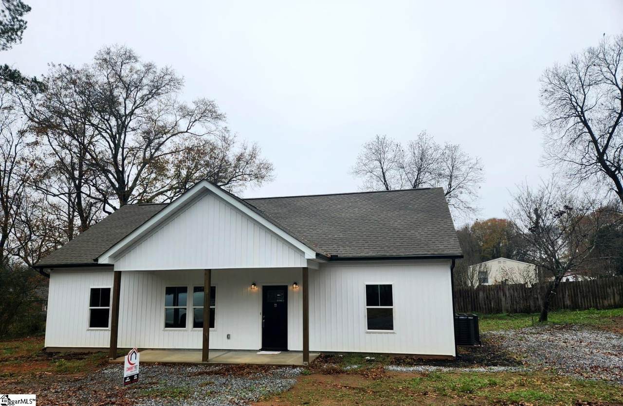 6 Herring Avenue - Photo 1