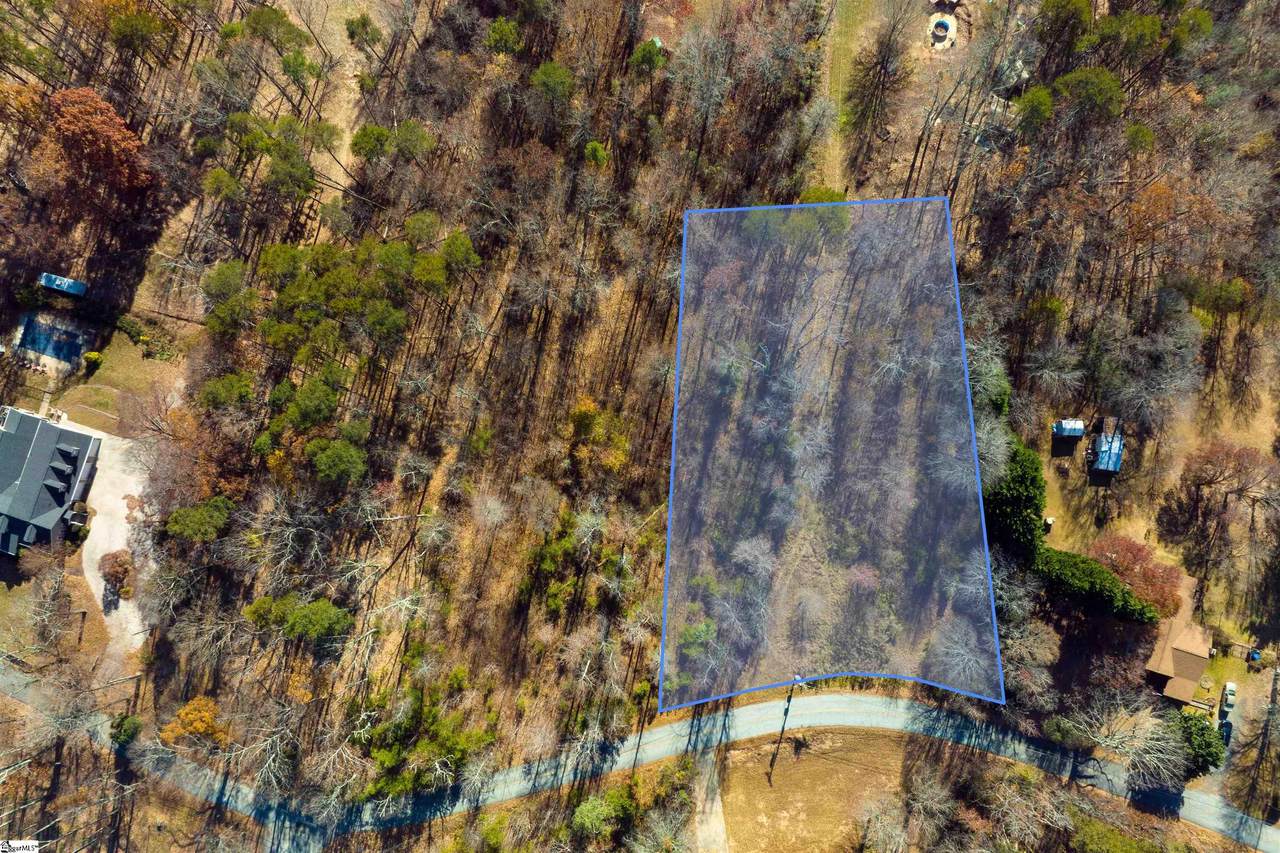 211 Fairview Drive - Photo 1