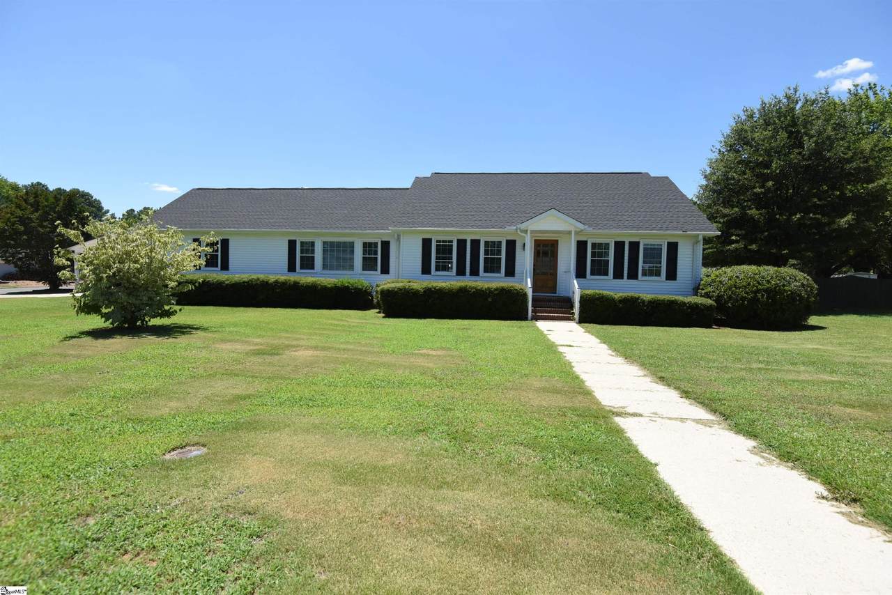 201 Andulusian Trail - Photo 1