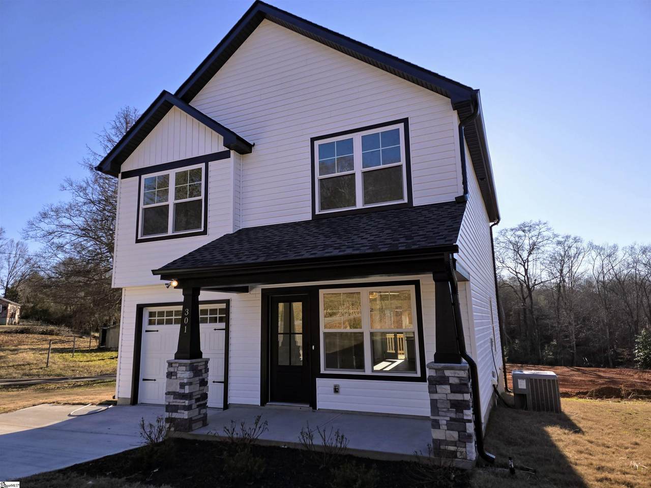 301 Palmetto Street - Photo 1