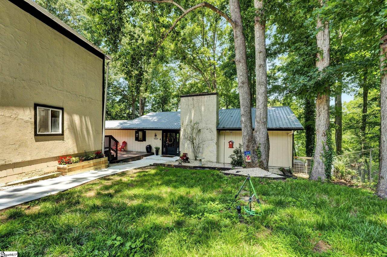 2152 Deloach Drive - Photo 1