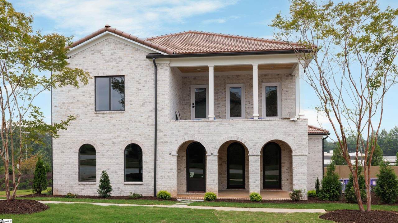 20 Arezzo Drive - Photo 1