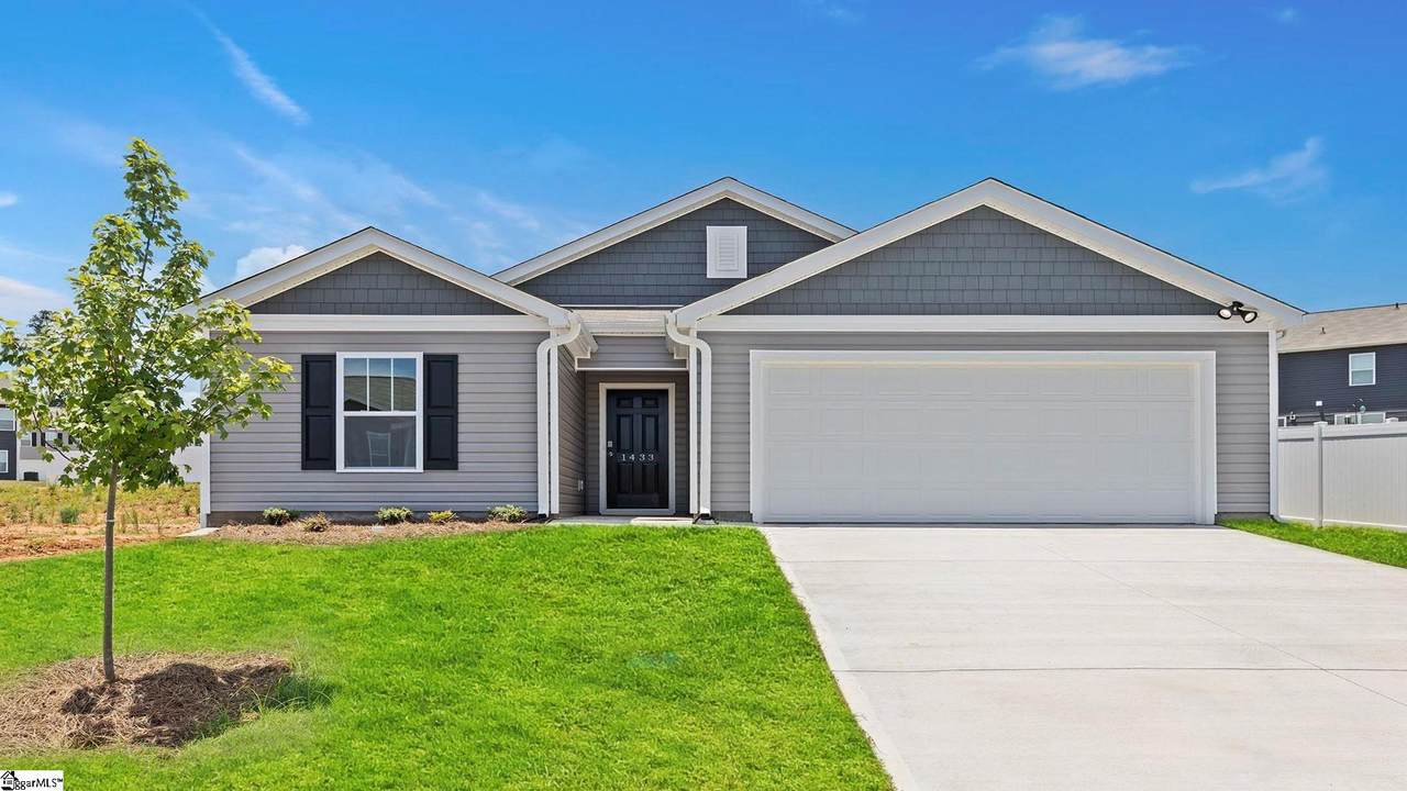 1433 Slades Street - Photo 1