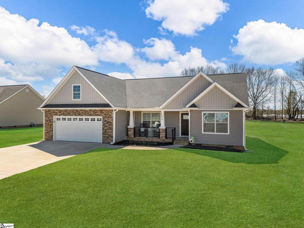218 Little Man Drive - Photo 1