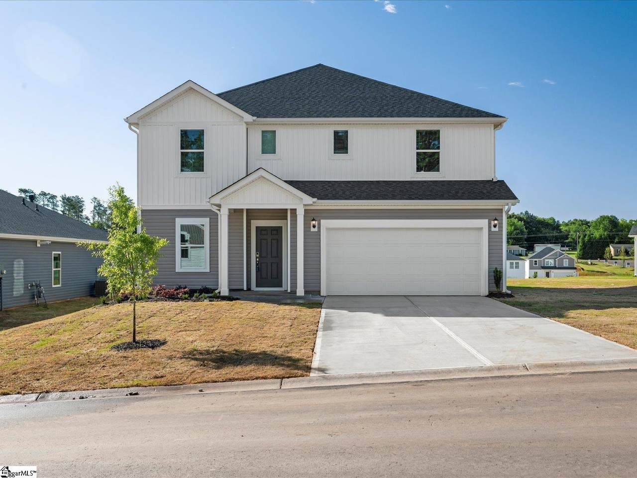 222 Maxwell Drive - Photo 1