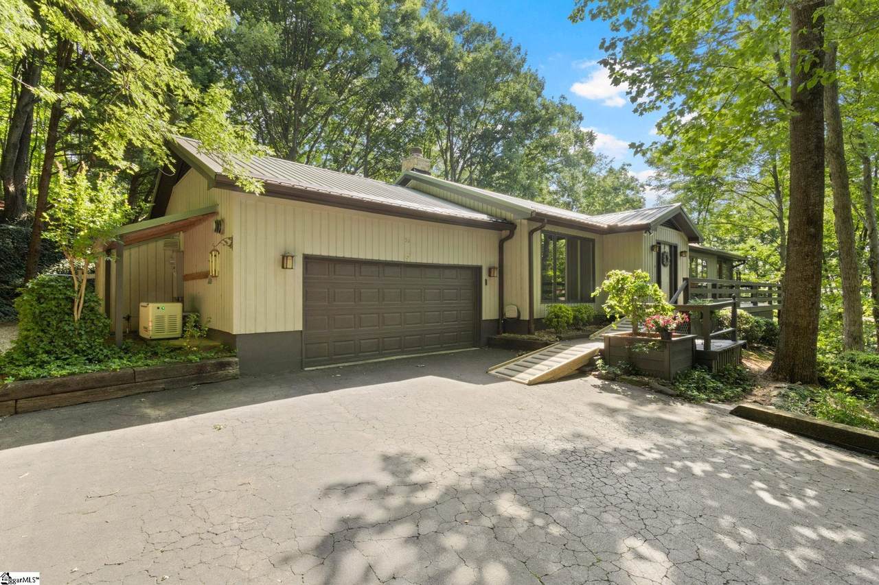 56 Cardinal Circle - Photo 1