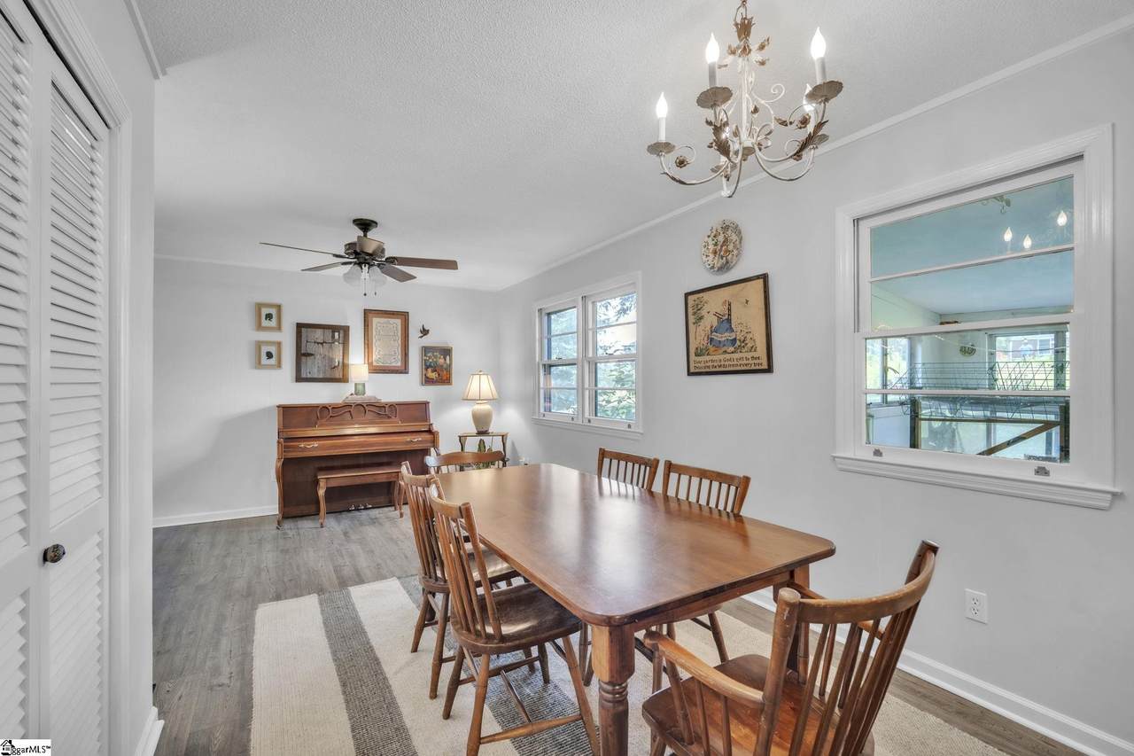 103 Crestview Street - Photo 1