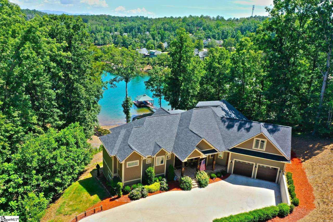 308 Treetops Drive - Photo 1